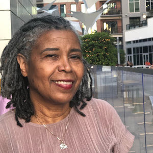 Meet your Posher, Dianne